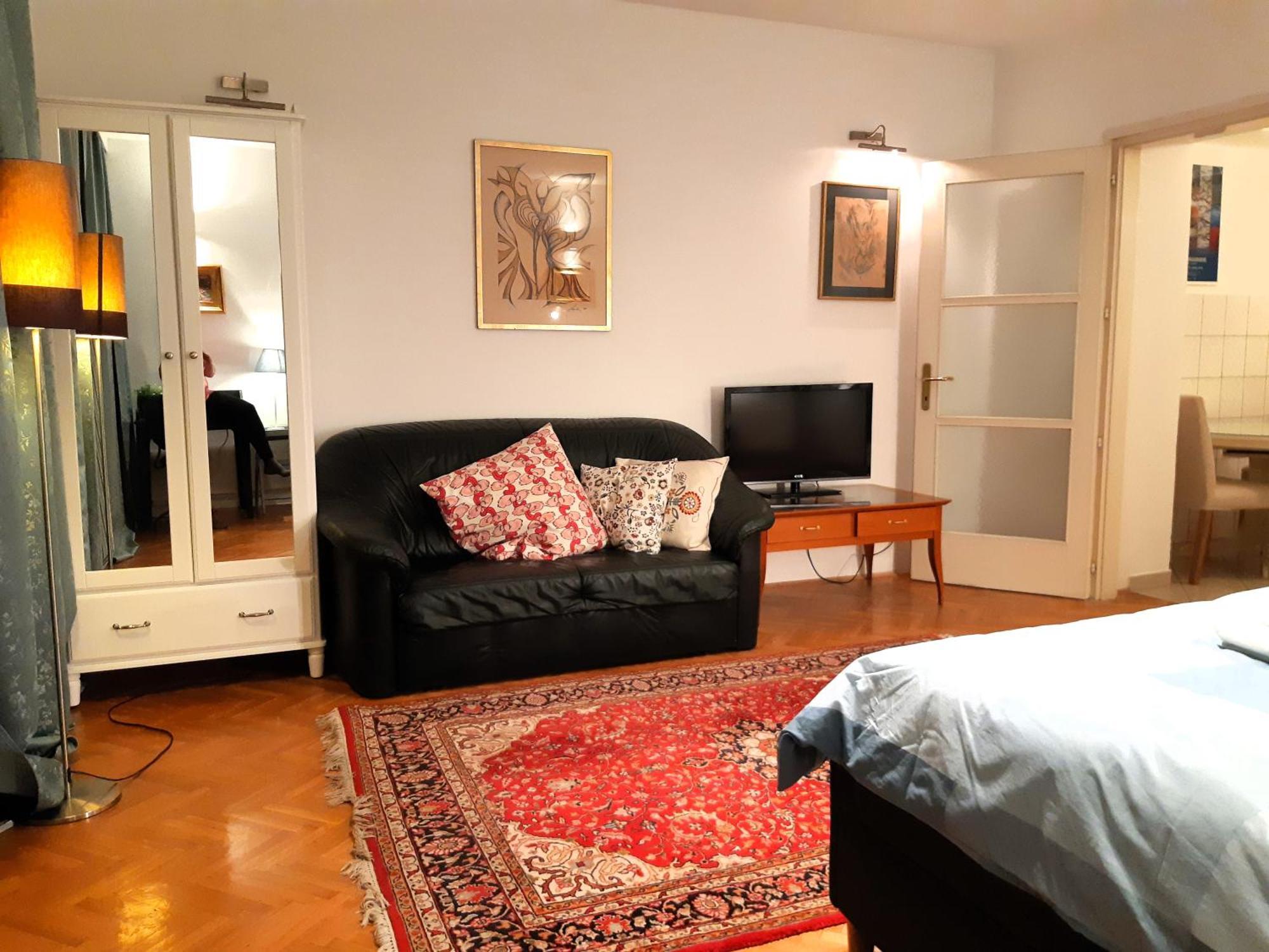 My Miracle Apartment Zagreb Extérieur photo